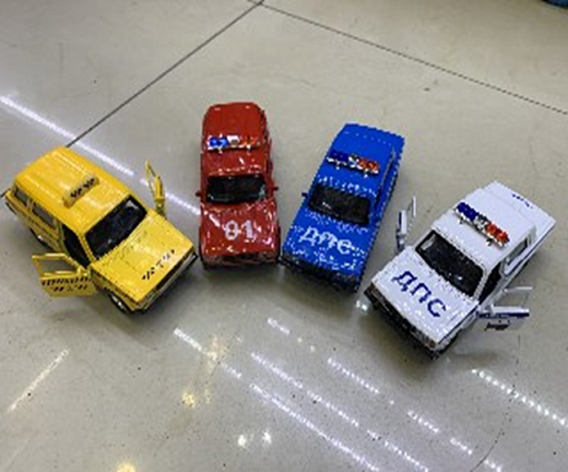 Игрушка "Машина"