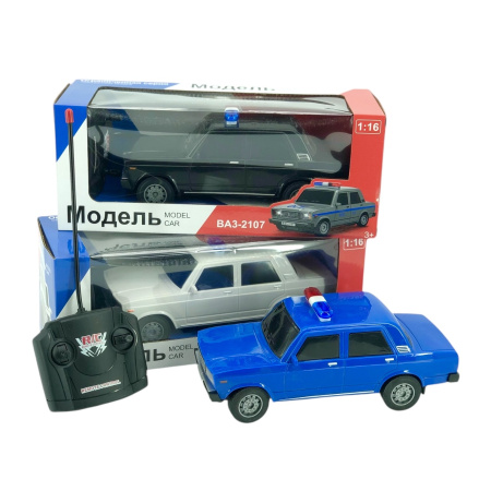 Игрушка "Машина на радиоуправлении"